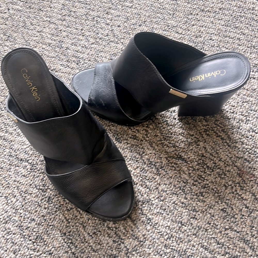 Calvin Klein Black block heel wedge sandal.  womens size 9
